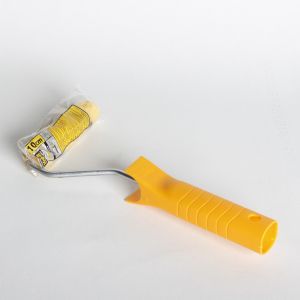 Валяк Hardstar 10см с дръжка