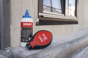 Боя за чертилки CPB 230 Sola синя